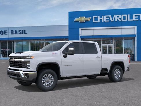 New 2026 Chevrolet Silverado 3500 LT w/ All Star Edition AWD/4WD image 2