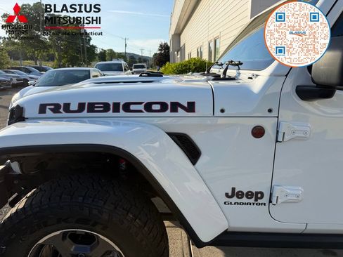 Used 2022 Jeep Gladiator Rubicon w/ Trailer Tow Package AWD/4WD image 19