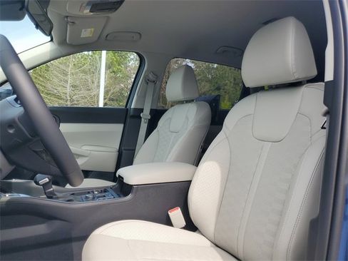 New 2025 Kia Sorento S image 15