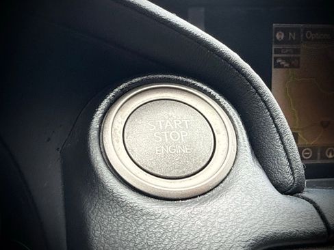 Used 2015 Lexus RC 350 w/ Navigation System Package image 22