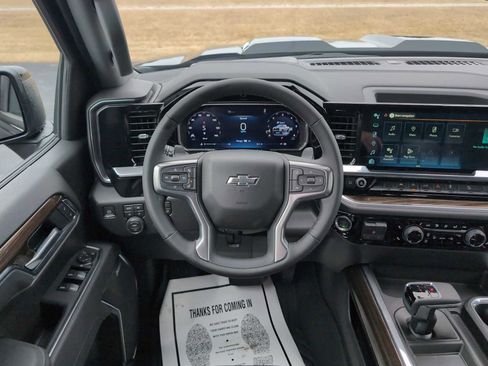 New 2026 Chevrolet Silverado 1500 LT Trail Boss w/ Convenience Package II image 10