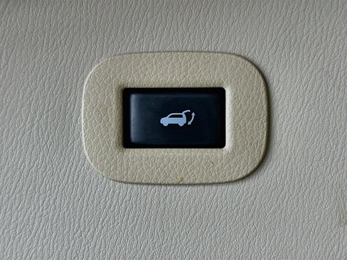 Used 2016 INFINITI QX80 4WD w/ Deluxe Technology Package image 33