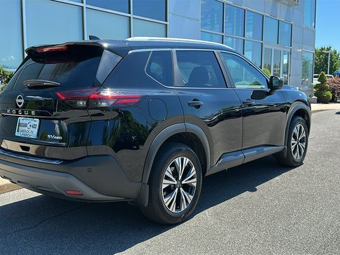 Used 2023 Nissan Rogue SV w/ SV Premium B Package AWD/4WD image 7