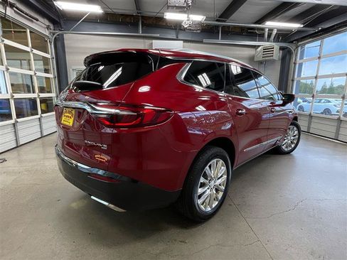 Used 2018 Buick Enclave Premium AWD/4WD image 5