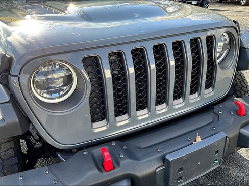 Used 2021 Jeep Gladiator Rubicon image 24