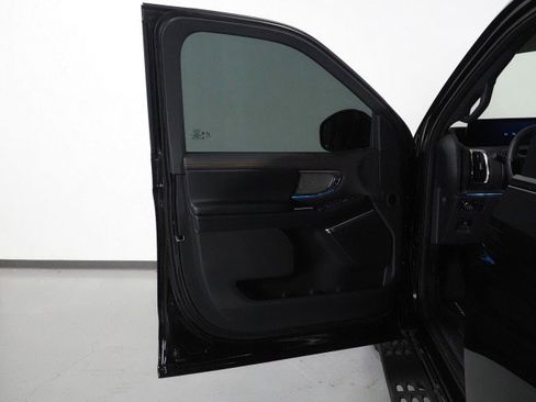 Used 2025 Ford Expedition Tremor image 79