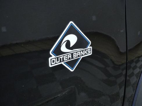 Certified 2024 Ford Bronco Sport Outer Banks w/ Tech Package image 9