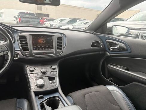 Used 2015 Chrysler 200 S w/ Navigation & Sound Group I FWD image 25