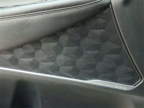 Used 2020 Hyundai Santa Fe Limited image 18