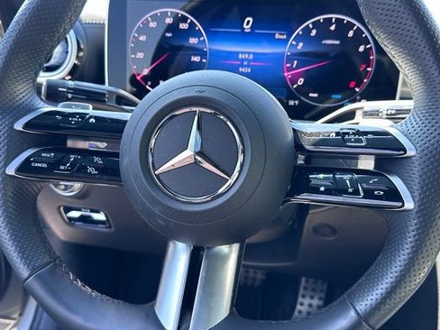 Used 2025 Mercedes-Benz C 300 4MATIC Sedan image 12
