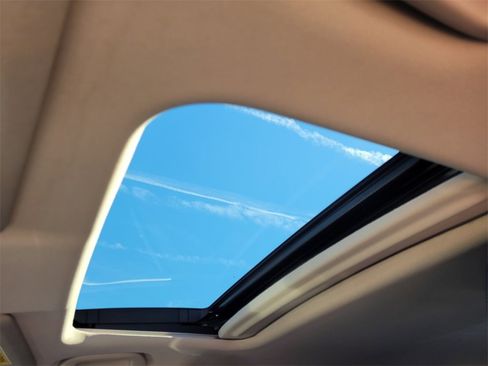 Used 2019 Honda Civic EX-L image 5