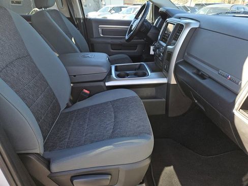 Used 2018 RAM 1500 Lone Star image 30