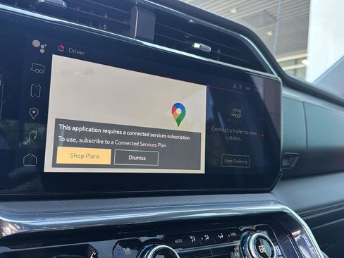 Used 2024 GMC Sierra 1500 Denali w/ Technology Package image 32