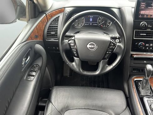 Used 2024 Nissan Armada SL w/ Captain's Chairs Package AWD/4WD image 18