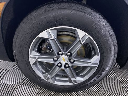 Certified 2024 Chevrolet Blazer LT w/ Convenience Package FWD image 14