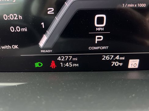 Used 2025 Audi Q8 Premium Plus w/ Premium Plus Package AWD/4WD image 11