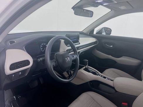 Used 2024 Honda HR-V LX image 8