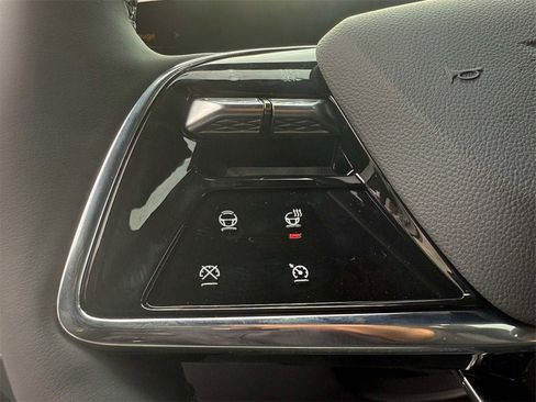 New 2026 Cadillac Lyriq Premium Sport image 17