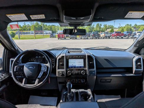 Used 2020 Ford F150 XLT w/ Equipment Group 302A Luxury AWD/4WD image 21