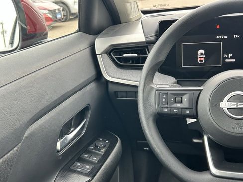 Certified 2025 Nissan Kicks SV image 13
