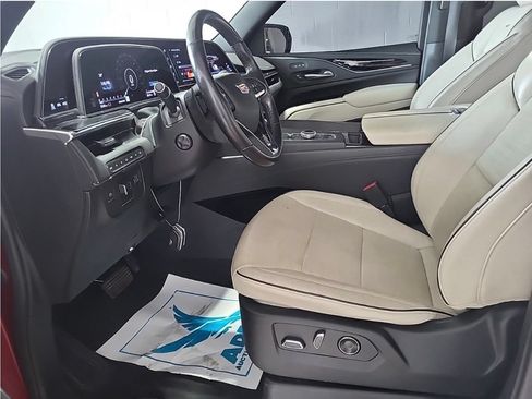 Used 2021 Cadillac Escalade Sport w/ Driver Assist Tech Package AWD/4WD image 8