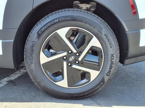 New 2026 Hyundai Ioniq 9 S RWD image 7