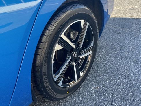 Used 2024 Nissan Sentra SV image 9