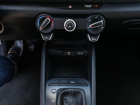 Used 2021 Kia Rio S FWD image 17