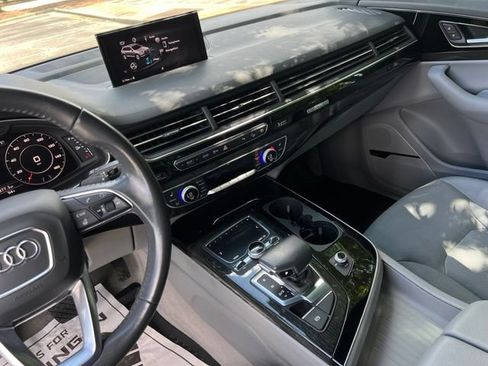 Used 2018 Audi Q7 3.0T Prestige w/ Prestige Package AWD/4WD image 38