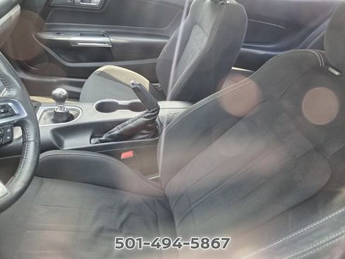Used 2020 Ford Mustang Coupe RWD image 8