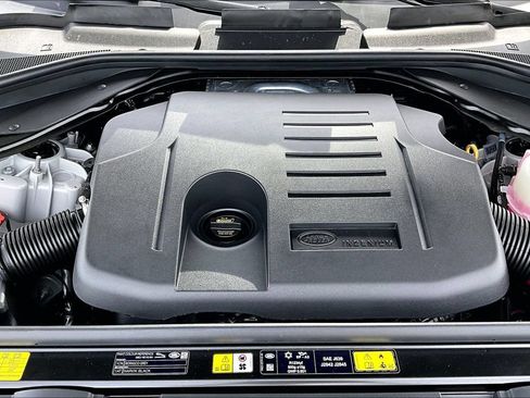 New 2026 Land Rover Range Rover Sport SE AWD/4WD image 11