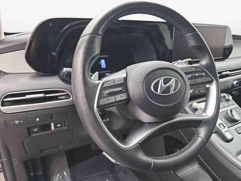 Used 2025 Hyundai Palisade SEL FWD image 13
