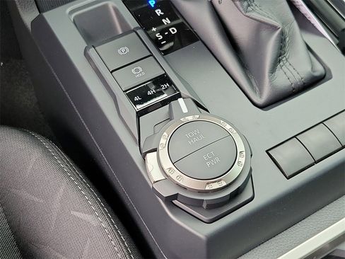 New 2026 Toyota Tacoma SR5 image 27