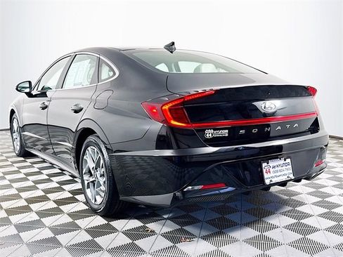 Used 2023 Hyundai Sonata SEL w/ Cargo Package image 6