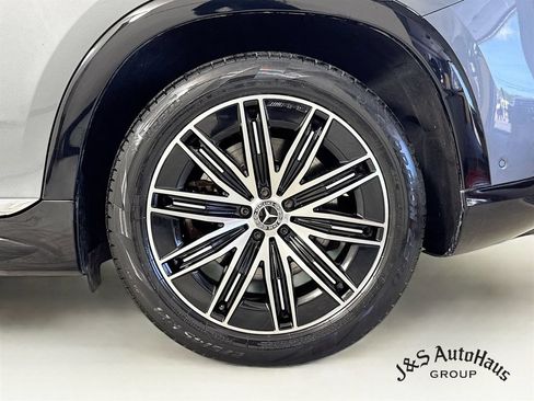 Used 2023 Mercedes-Benz EQS 580 4MATIC SUV image 40