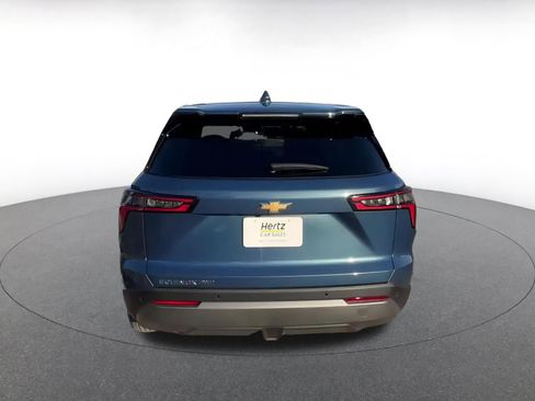 Used 2025 Chevrolet Equinox LT image 12