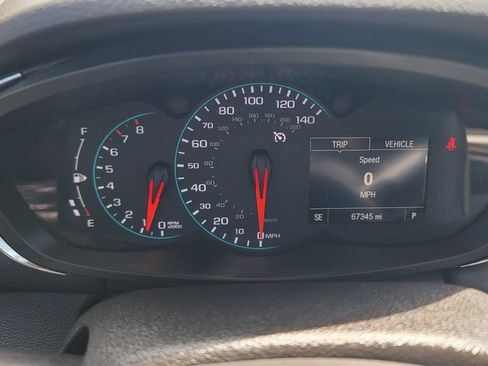 Used 2018 Chevrolet Trax LT w/ Redline Edition FWD image 19