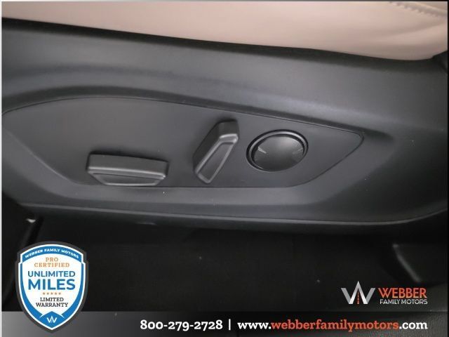 Used 2023 Ford Explorer XLT w/ Equipment Group 202A AWD/4WD image 11