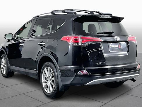 Used 2018 Toyota RAV4 Limited image 11