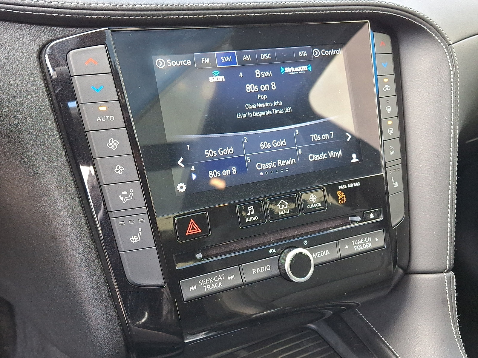 Used 2019 INFINITI QX50 Essential w/ Premium Heat Package AWD/4WD image 16