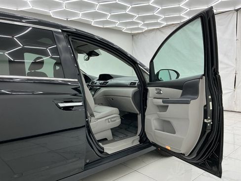 Used 2016 Honda Odyssey EX-L image 17