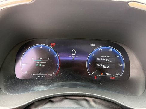 Used 2024 Toyota Highlander Platinum image 21