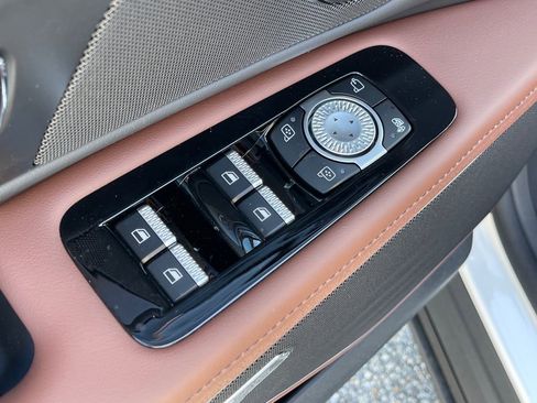 New 2026 Lincoln Nautilus Reserve w/ Jet Appearance Package image 5