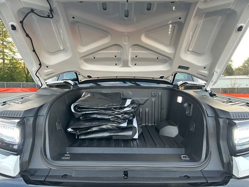 Used 2025 GMC Hummer EV 2X image 29