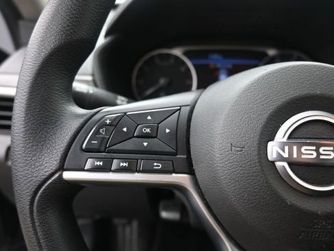 Used 2024 Nissan Altima 2.5 SV image 24