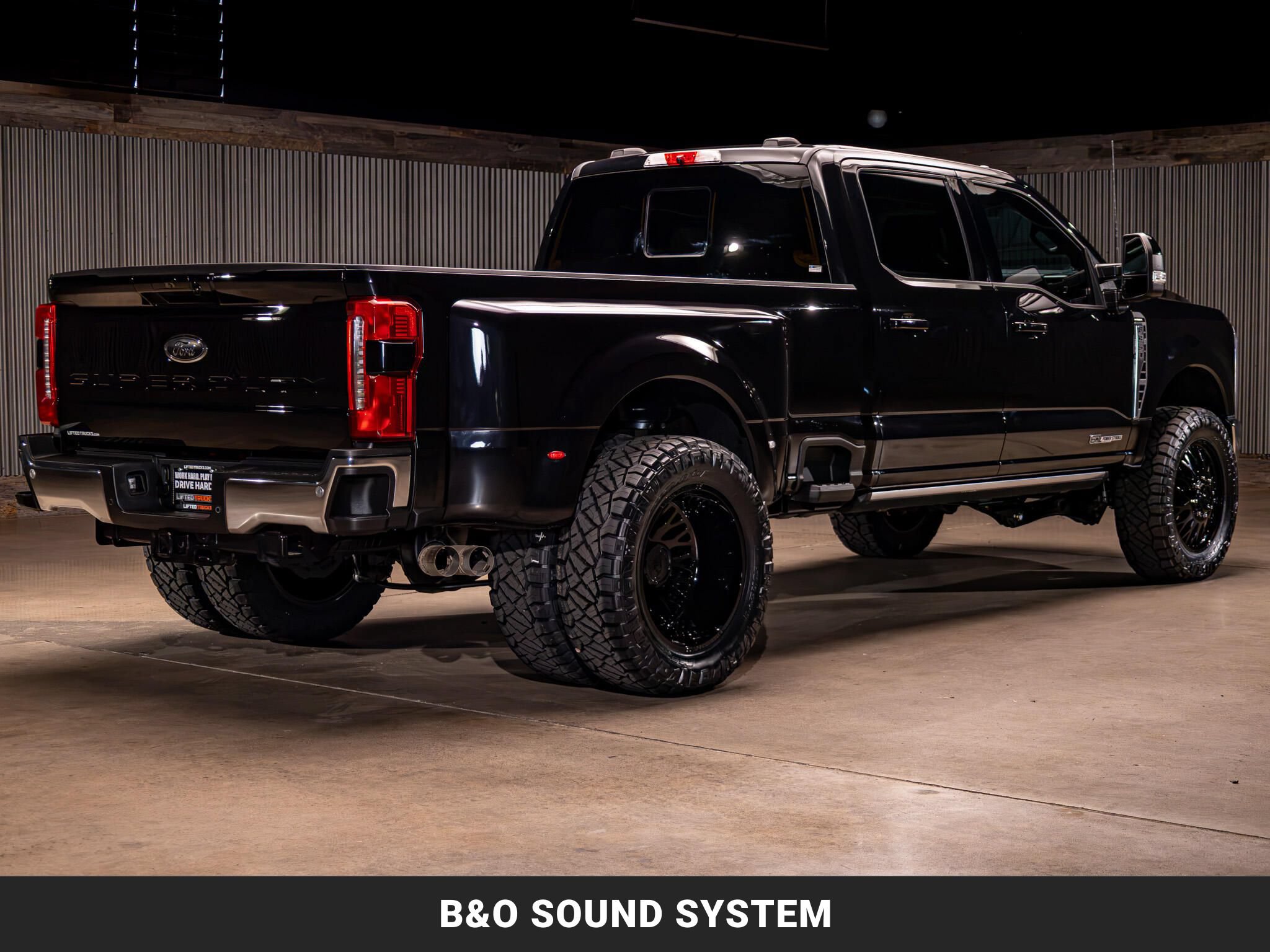 Used 2023 Ford F350 Lariat w/ Lariat Ultimate Package AWD/4WD image 10