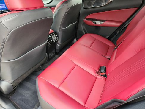 Used 2024 Lexus NX 250 FWD image 38
