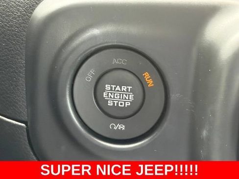 Used 2021 Jeep Wrangler Unlimited Sport AWD/4WD image 25