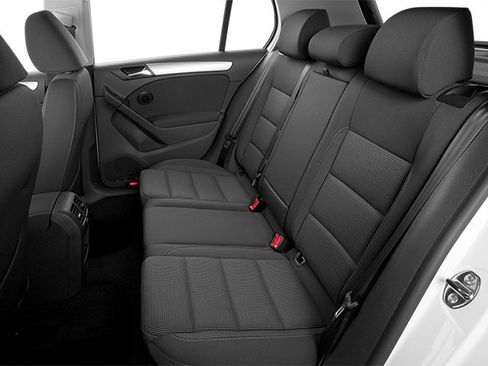 Used 2014 Volkswagen Golf TDI image 14