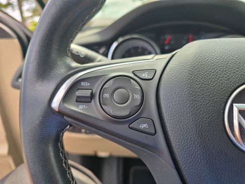 Used 2020 Buick Regal Preferred FWD image 15